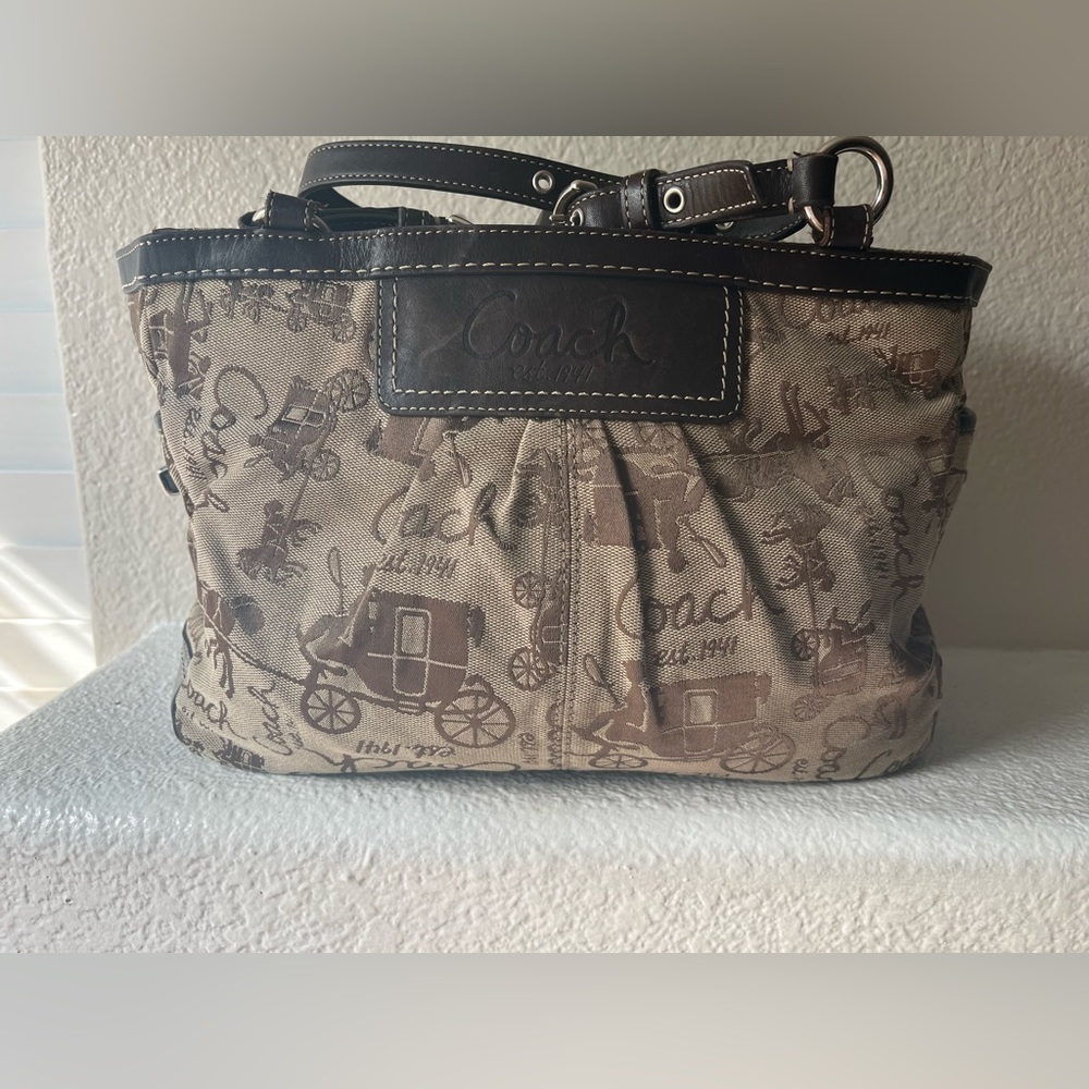 Vintage horse and carriage Coach bag purse